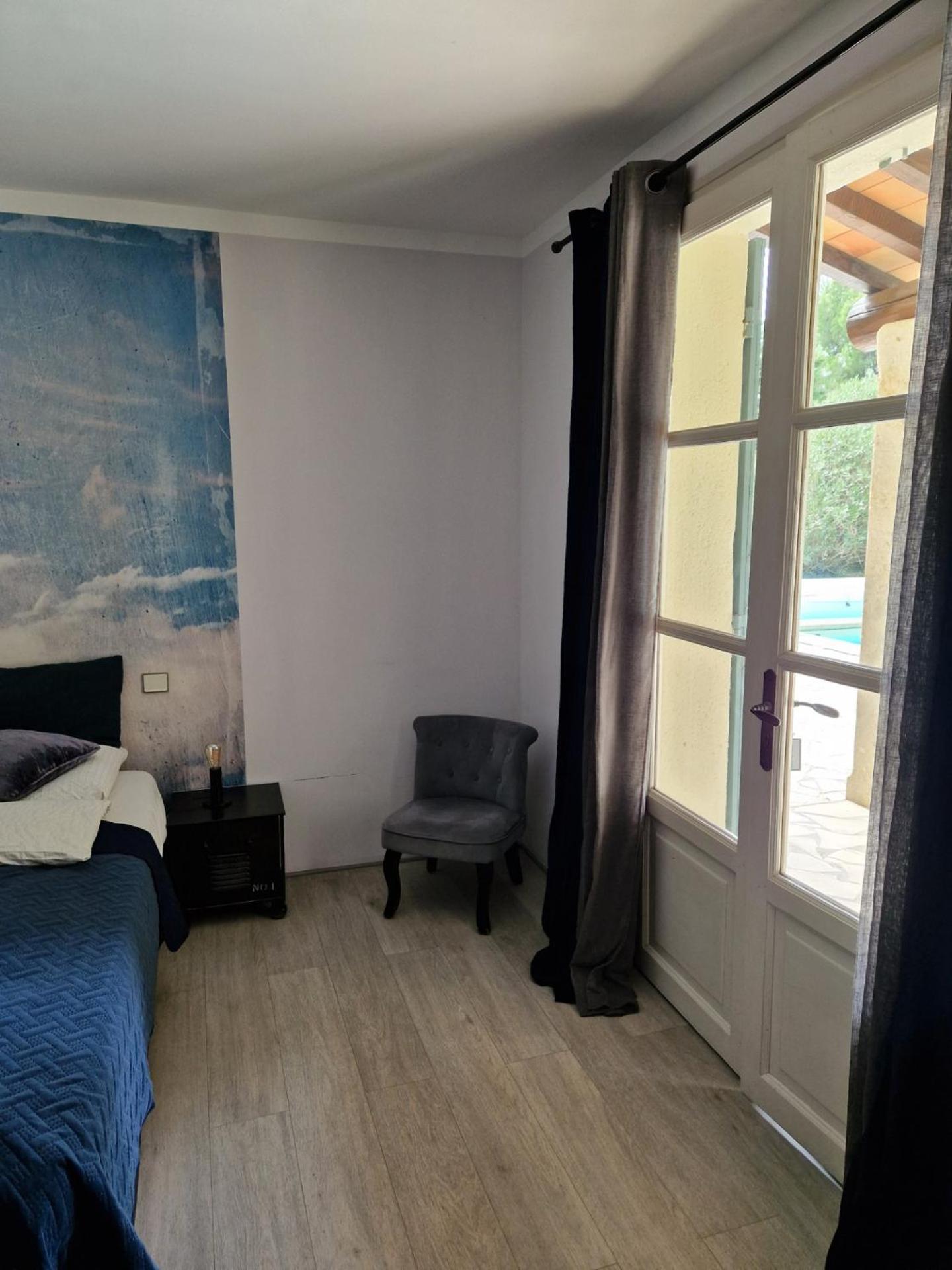 Bed and Breakfast Mas Armelin Тараскон Экстерьер фото